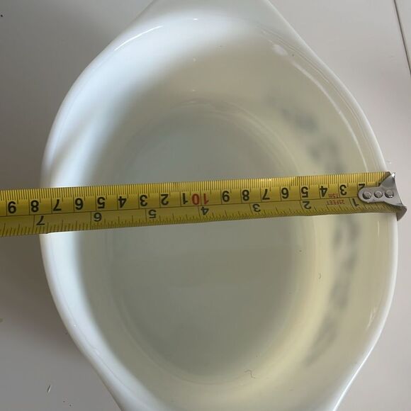 Vintage Original Pyrex golden acorn 1.5Q #043 no lid - Picture 11 of 11